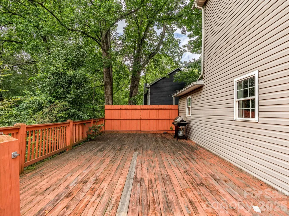 17 Captains Drive Candler, NC 28715