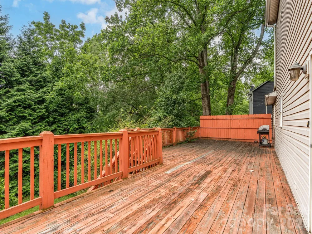 17 Captains Drive Candler, NC 28715