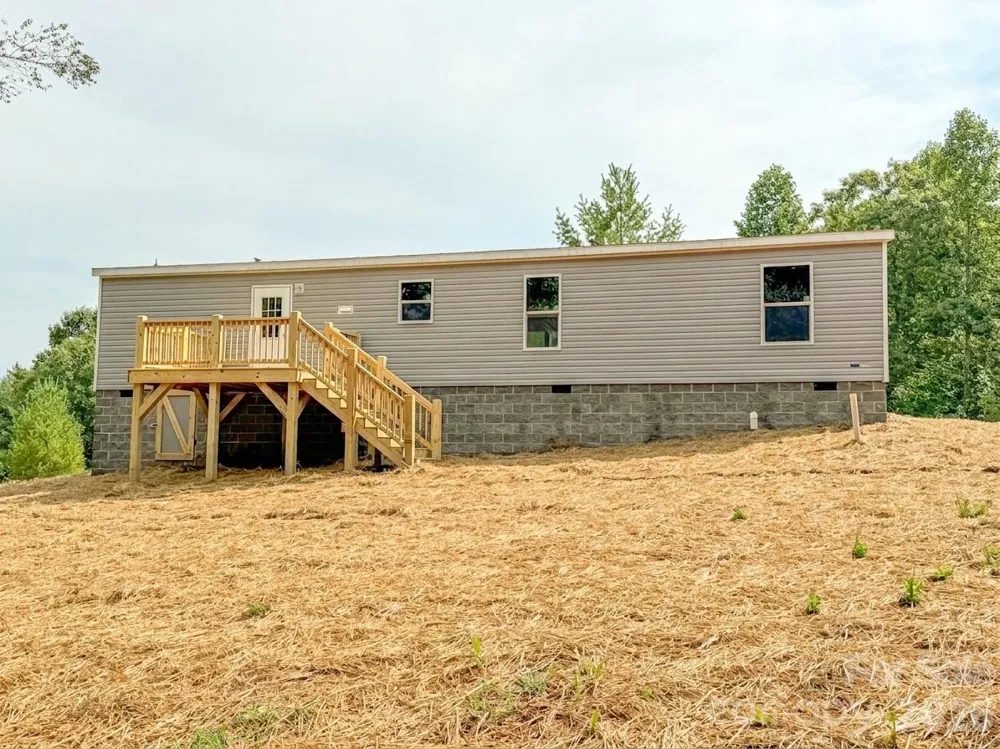 4277 Chinquapin Circle Lenoir, NC 28645