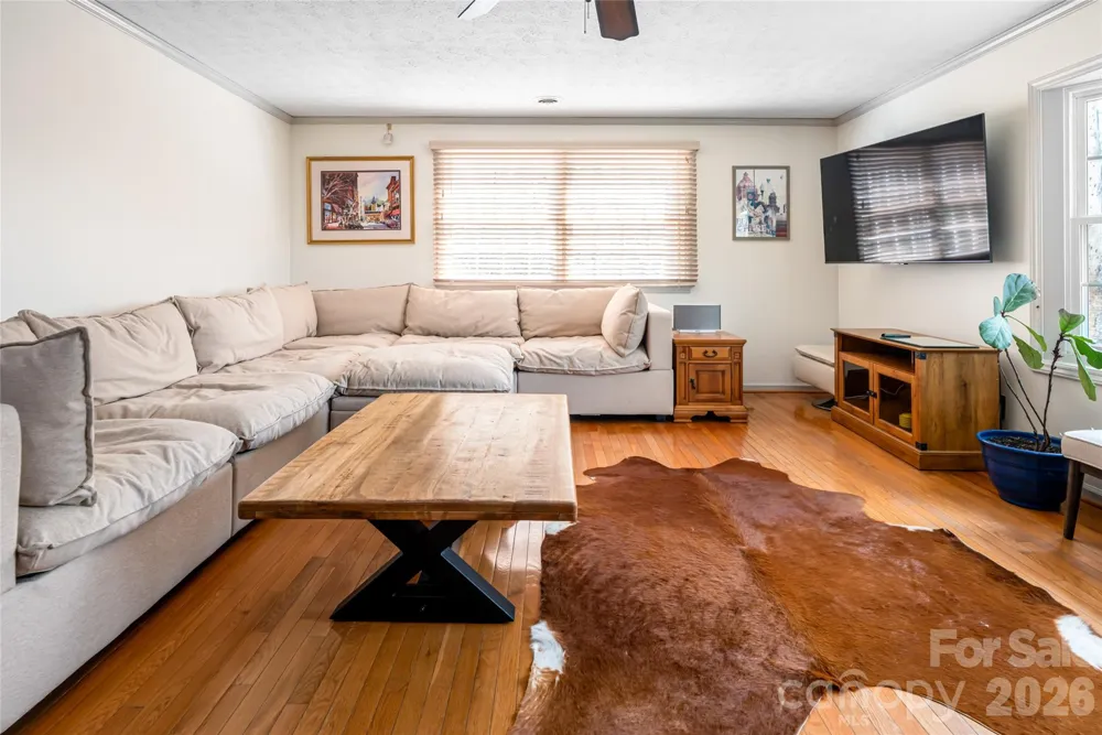 233 Church Road Fairview, NC 28730
