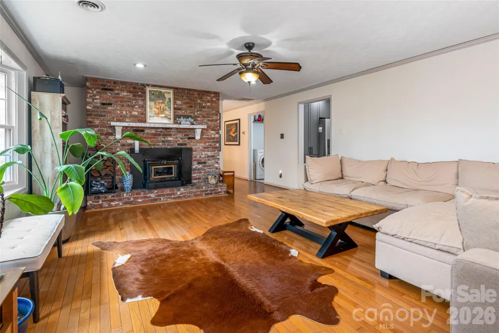 233 Church Road Fairview, NC 28730