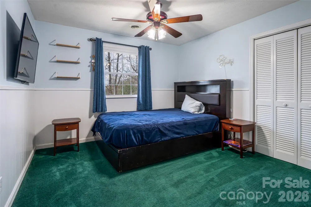 233 Church Road Fairview, NC 28730