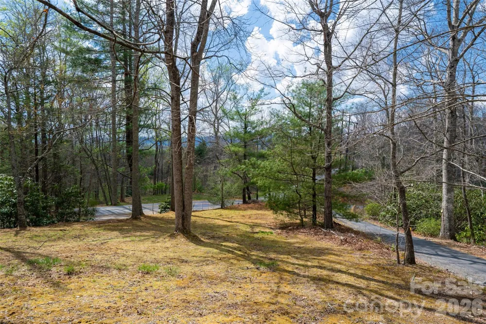 233 Church Road Fairview, NC 28730