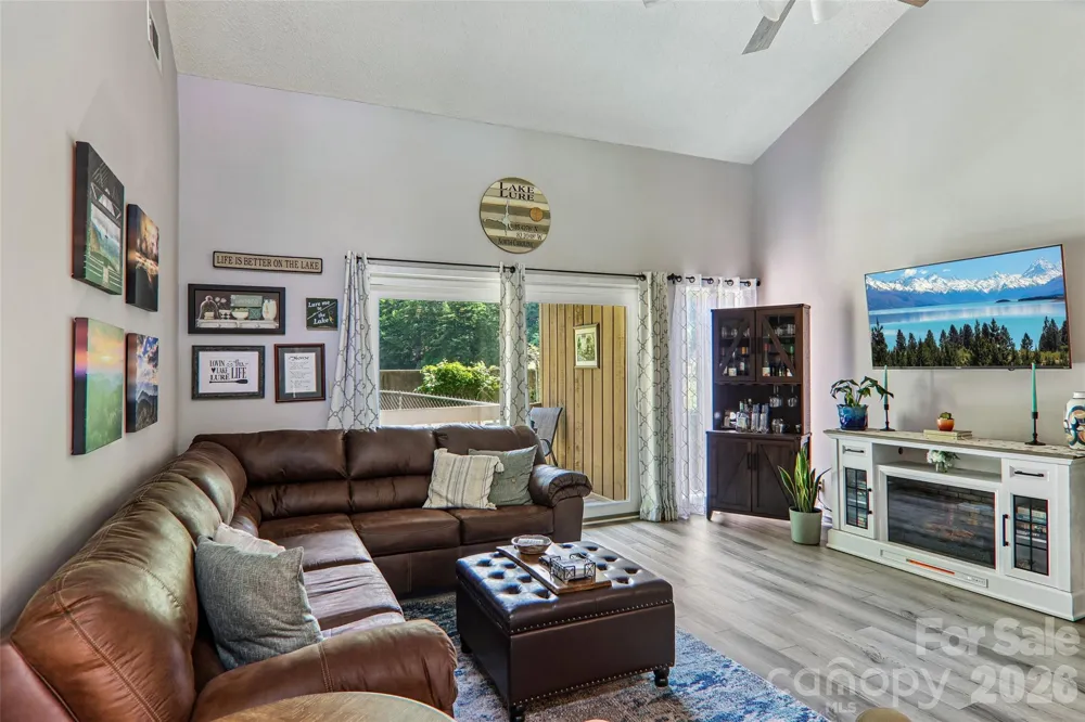 147 W Lake Drive S #1206 Lake Lure, NC 28746