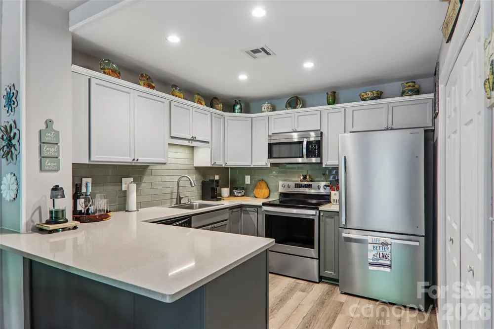 147 W Lake Drive S #1206 Lake Lure, NC 28746