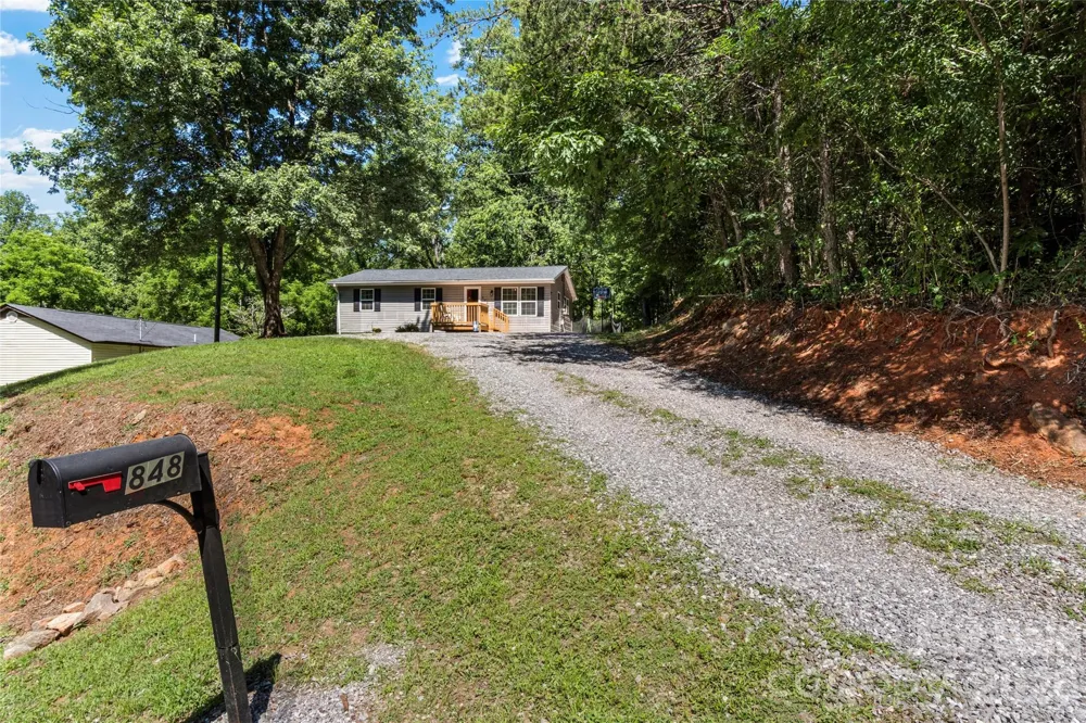 848 Huffman River Lane Purlear, NC 28665