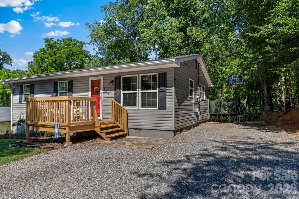 848 Huffman River Lane Purlear, NC 28665