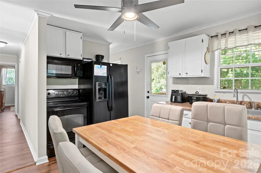 848 Huffman River Lane Purlear, NC 28665