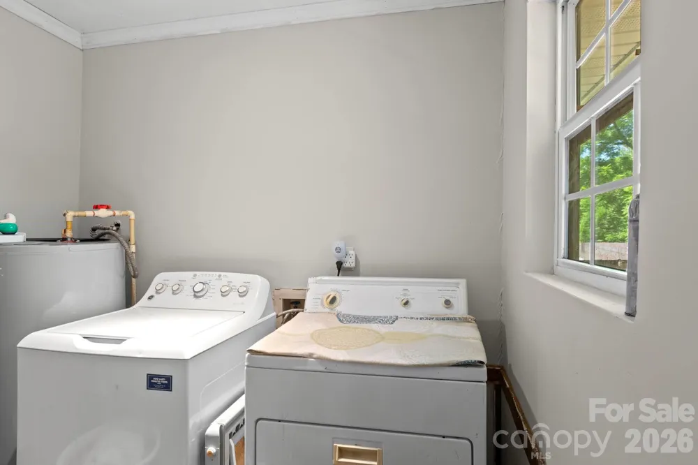 848 Huffman River Lane Purlear, NC 28665