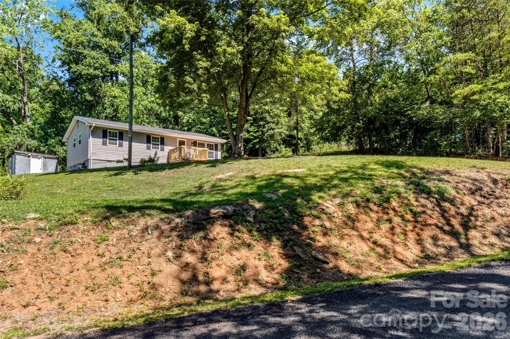848 Huffman River Lane Purlear, NC 28665