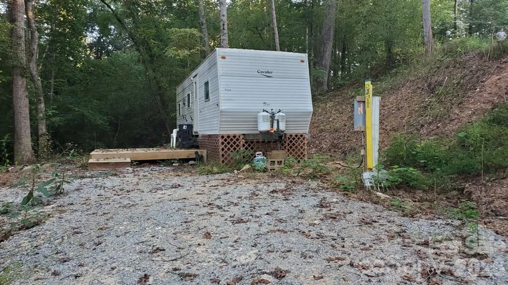 5371 US 221a Highway Mooresboro, NC 28114