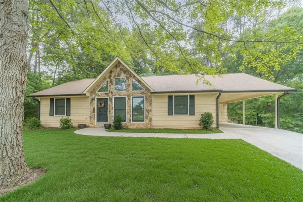 494 Spring Street Social Circle, GA 30025