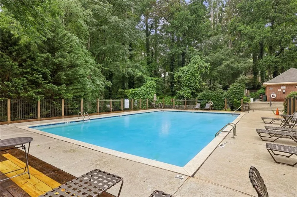 436 Teal Court Roswell, GA 30076