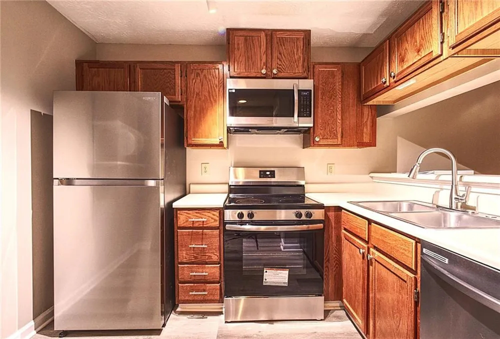 436 Teal Court Roswell, GA 30076