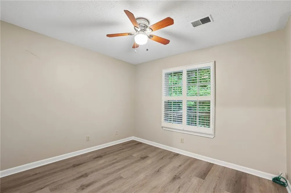 436 Teal Court Roswell, GA 30076