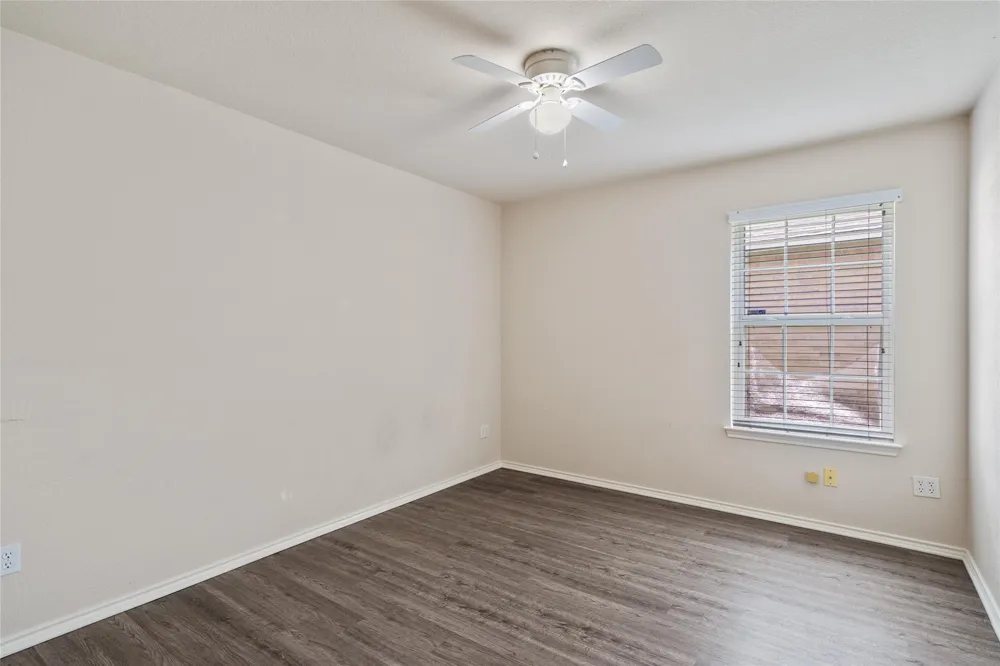 3924 Links Lane Round Rock, TX 78664