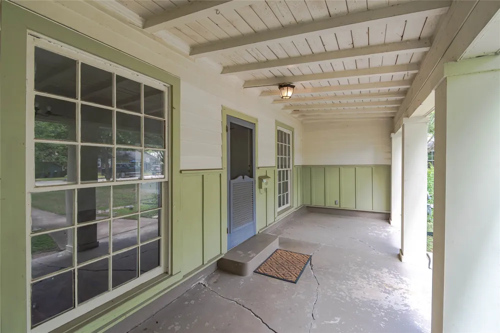 1202 Norwood Road Austin, TX 78722