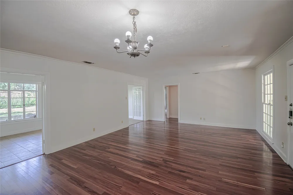 1202 Norwood Road Austin, TX 78722