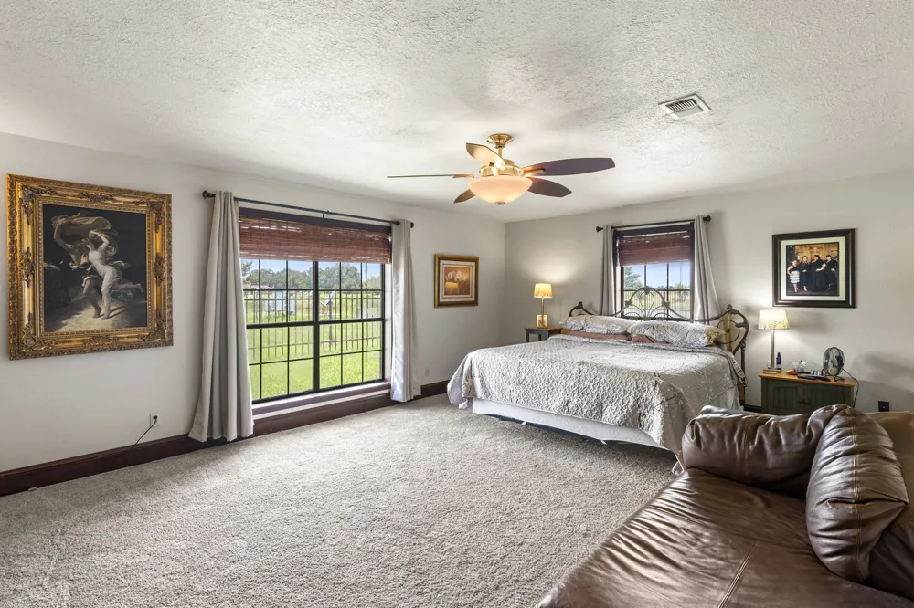 3345 E Austin Street Giddings, TX 78942