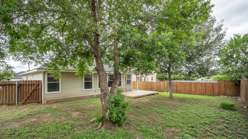 257 Lake Washington Drive Kyle, TX 78640