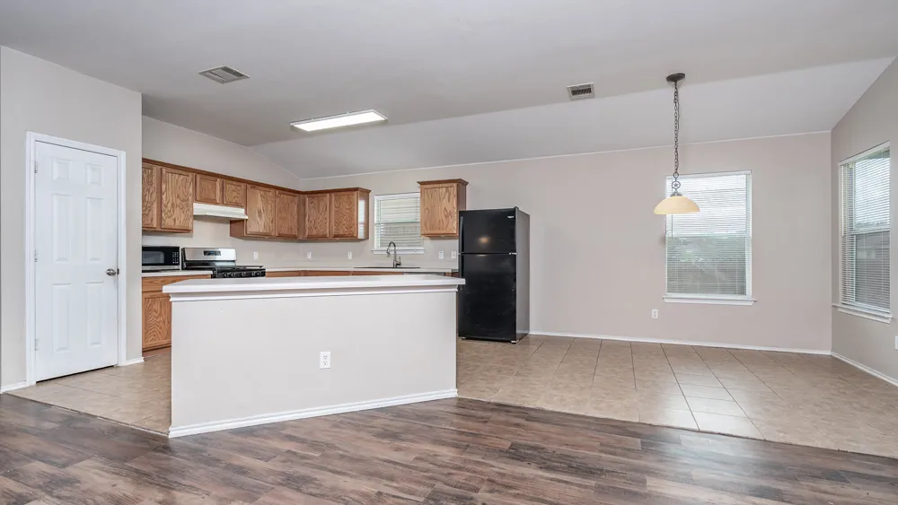 257 Lake Washington Drive Kyle, TX 78640