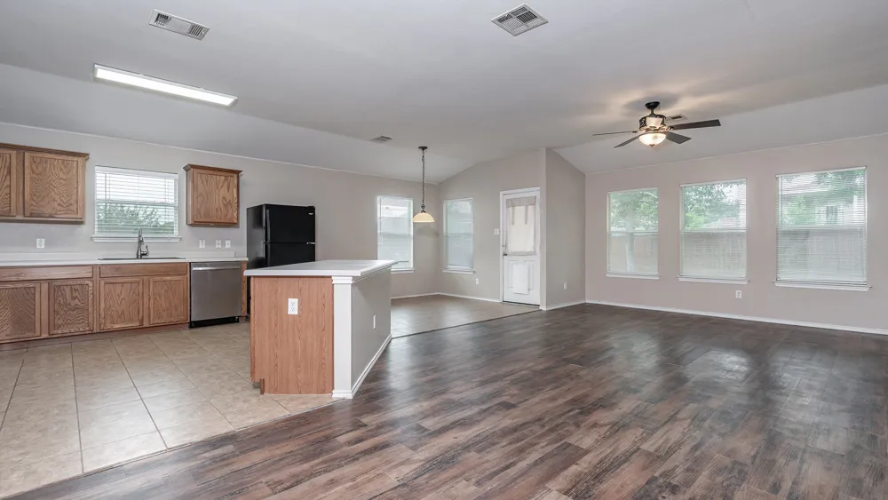 257 Lake Washington Drive Kyle, TX 78640