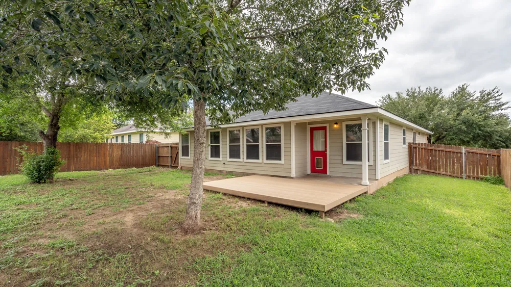 257 Lake Washington Drive Kyle, TX 78640