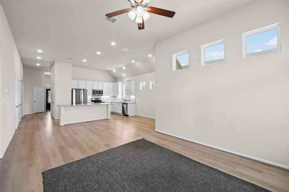 215 Cabiness Drive Salado, TX 76571