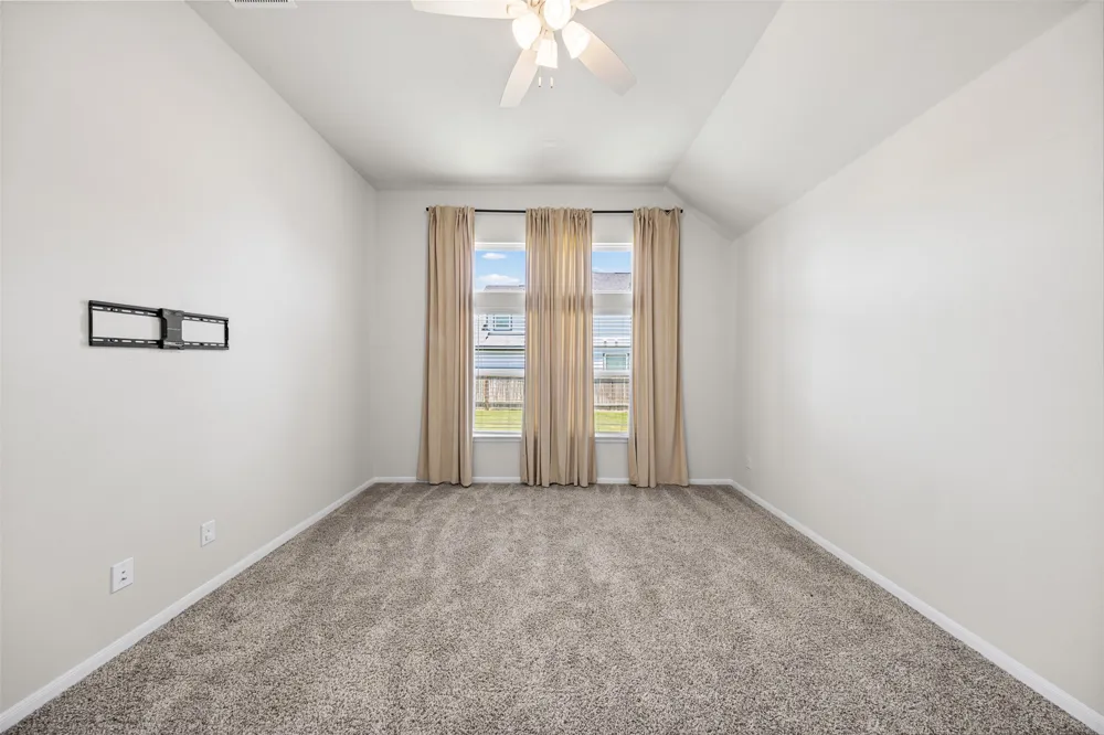215 Cabiness Drive Salado, TX 76571