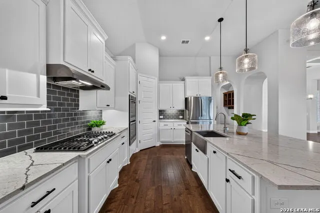 109 El Cielo Boerne, TX 78006