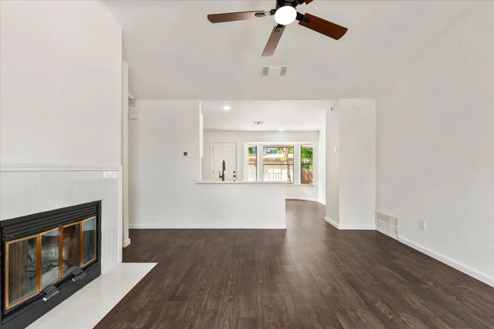 1400 Brixham Cove Austin, TX 78753