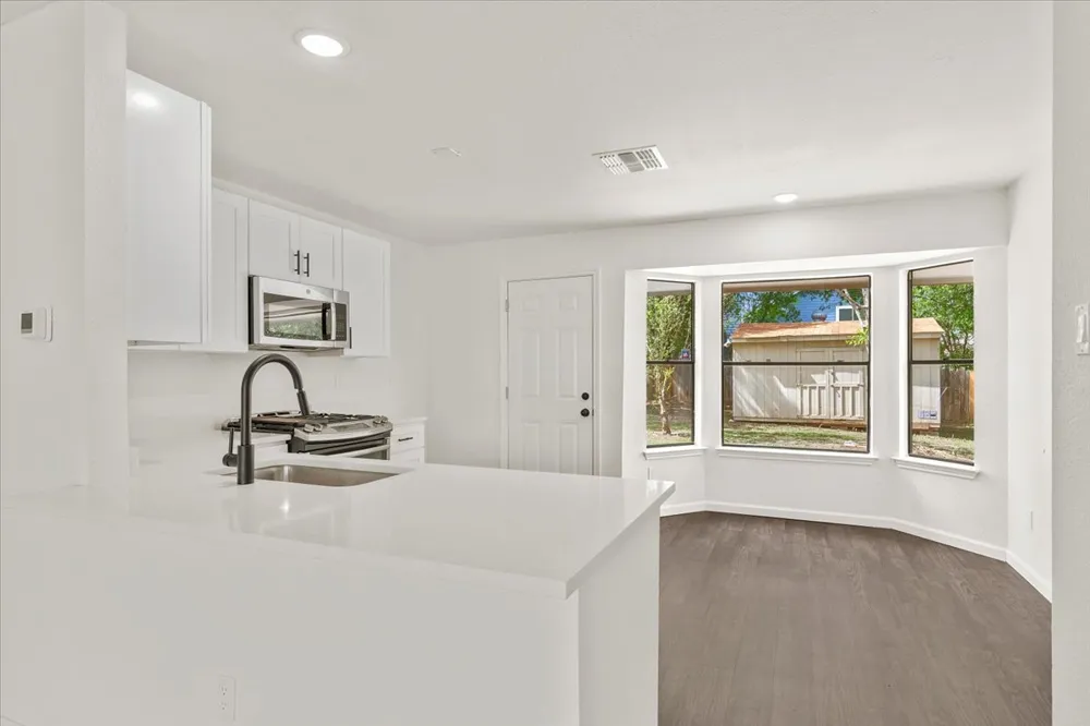 1400 Brixham Cove Austin, TX 78753