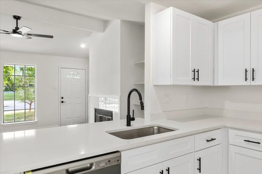 1400 Brixham Cove Austin, TX 78753