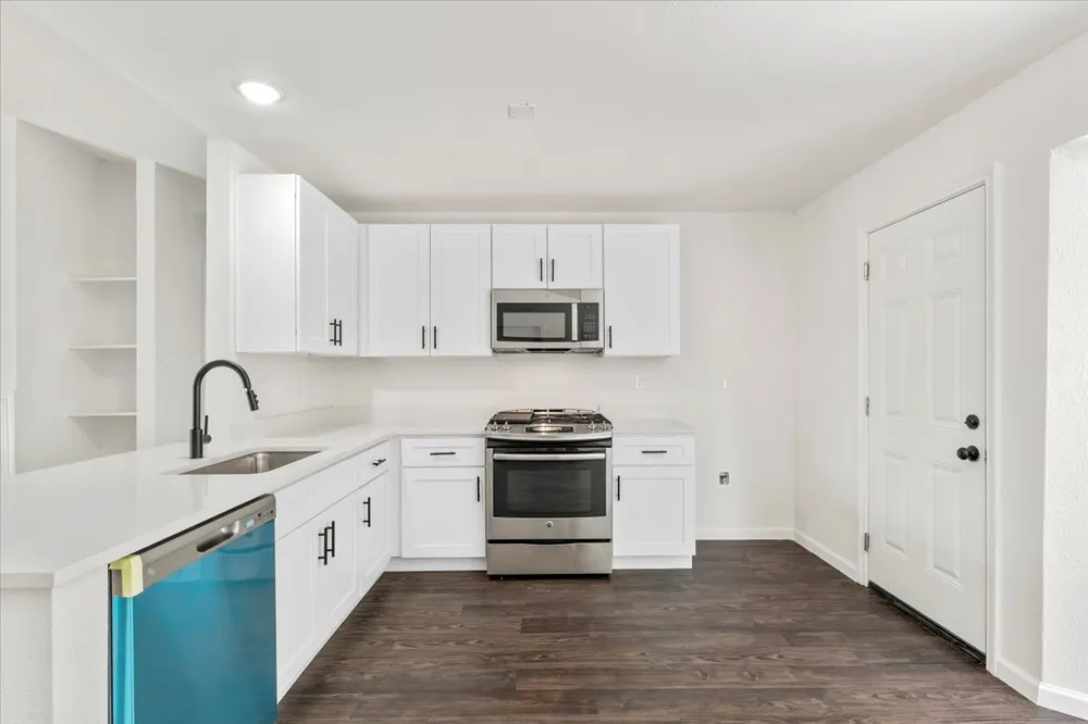 1400 Brixham Cove Austin, TX 78753