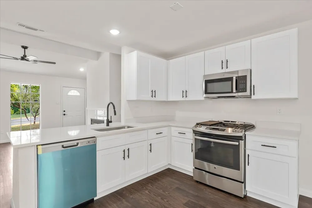 1400 Brixham Cove Austin, TX 78753