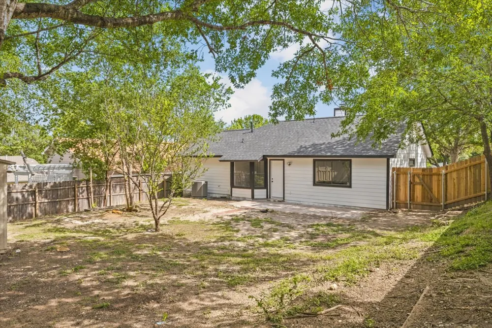 1400 Brixham Cove Austin, TX 78753
