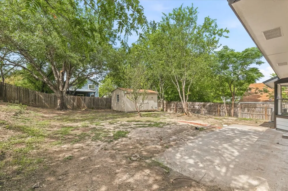 1400 Brixham Cove Austin, TX 78753