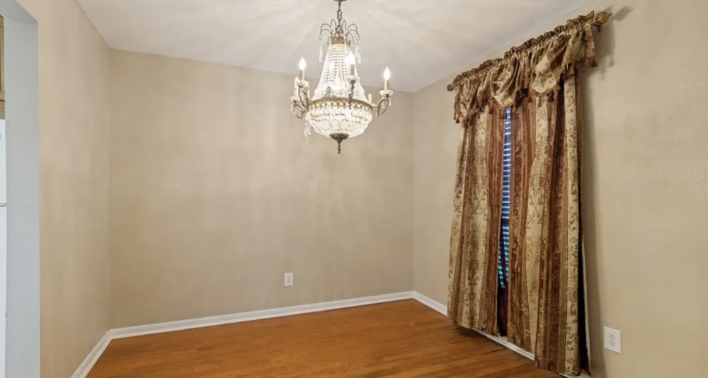 3221 Pine Street Galveston, TX 77551