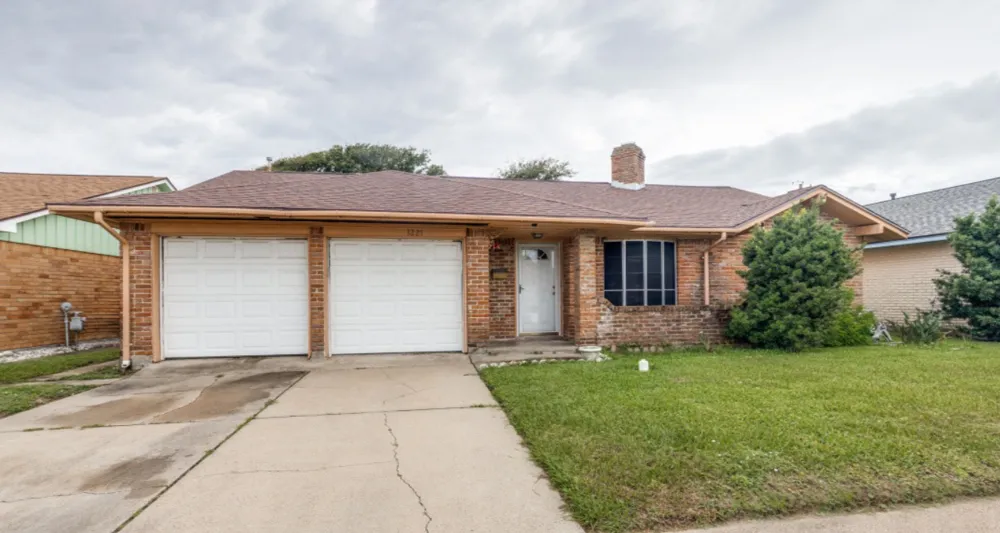 3221 Pine Street Galveston, TX 77551