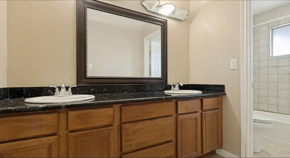 3221 Pine Street Galveston, TX 77551
