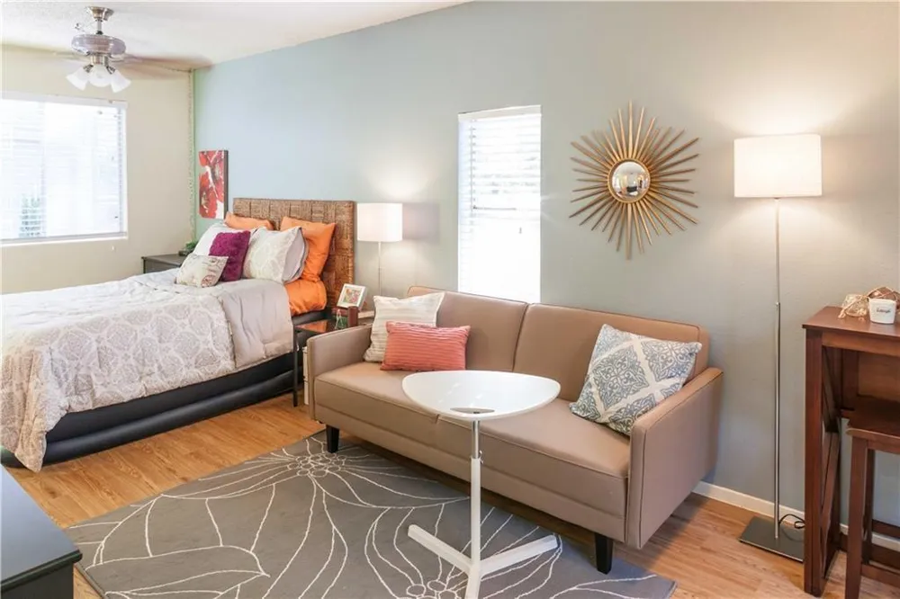 4209 Avenue B Avenue #106 Austin, TX 78751