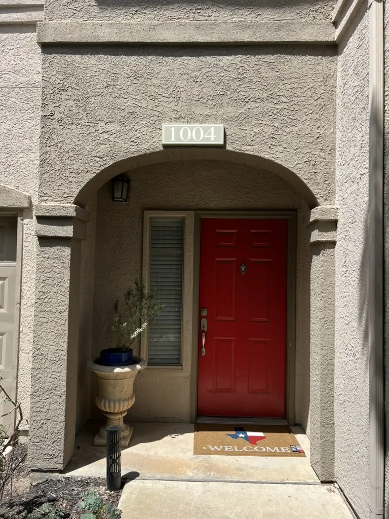 11203 Ranch Road 2222 #1004 Austin, TX 78730
