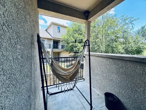 11203 Ranch Road 2222 #1004 Austin, TX 78730