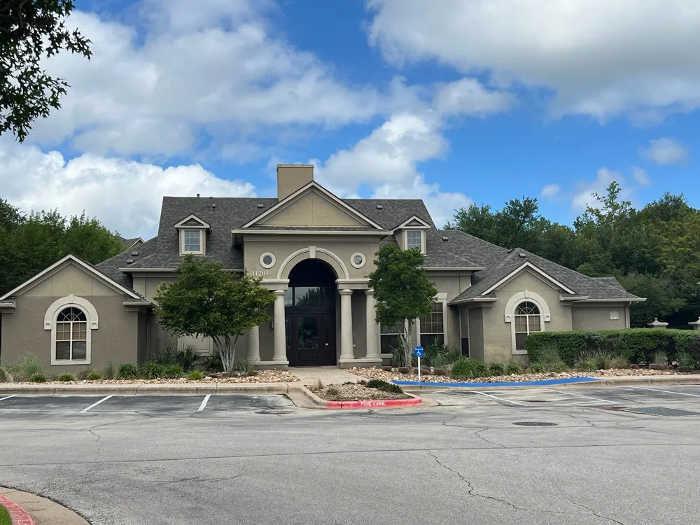 11203 Ranch Road 2222 #1004 Austin, TX 78730