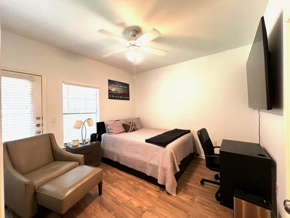 11203 Ranch Road 2222 #1004 Austin, TX 78730