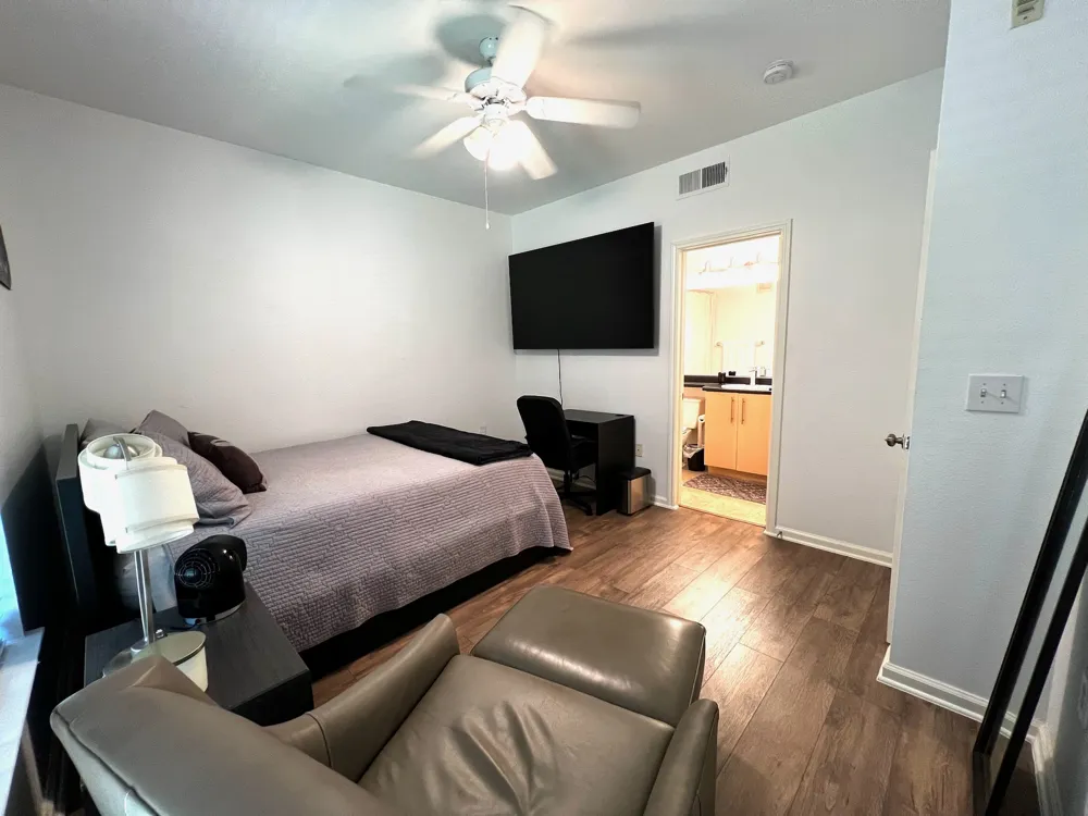 11203 Ranch Road 2222 #1004 Austin, TX 78730