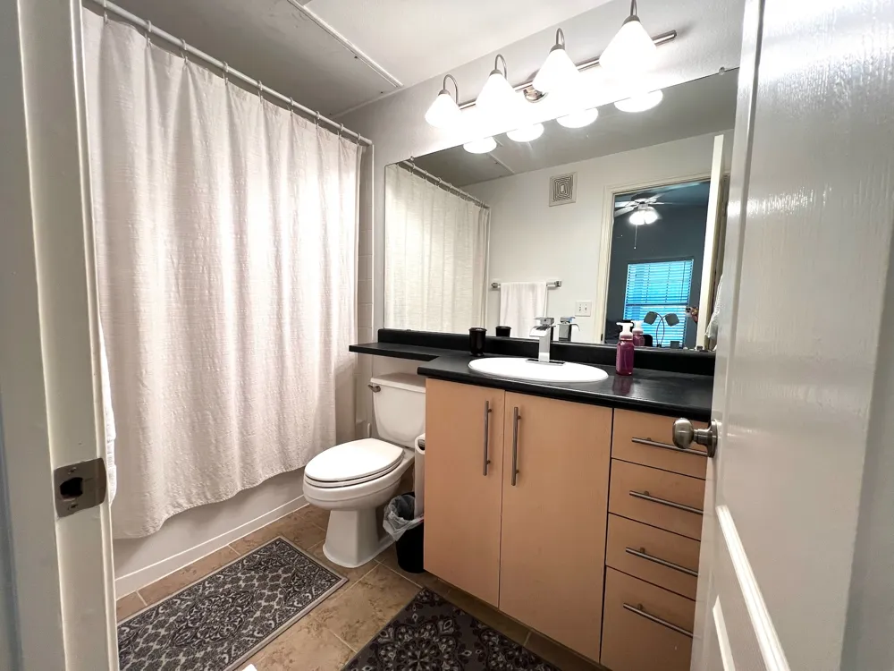 11203 Ranch Road 2222 #1004 Austin, TX 78730