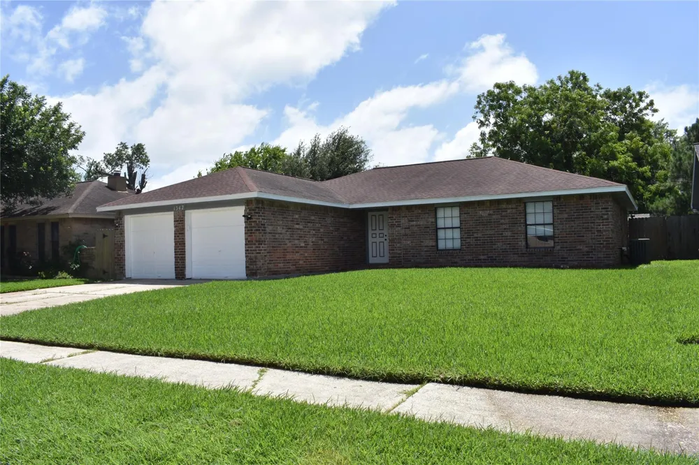 1347 Somercotes Lane Channelview, TX 77530