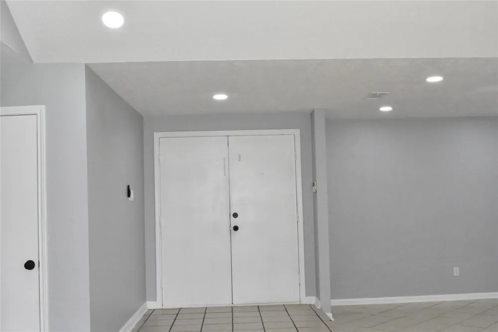 1347 Somercotes Lane Channelview, TX 77530
