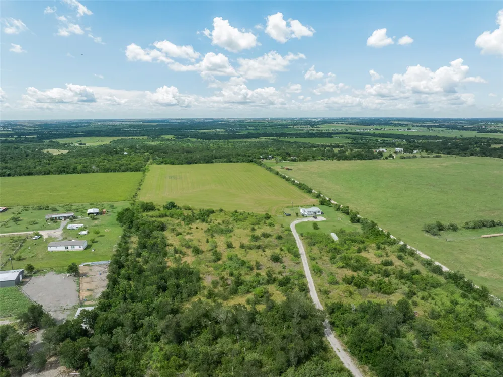 21814 Hogeye Road Manor, TX 78653